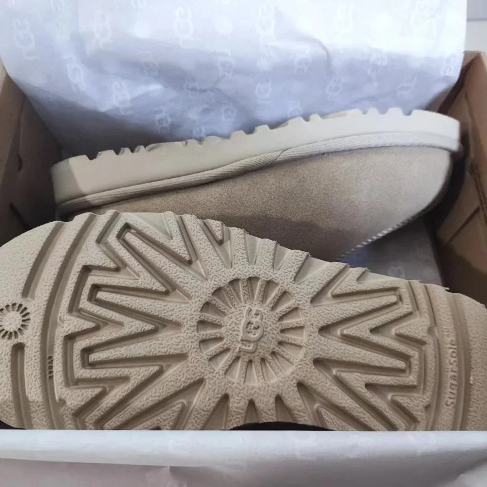 Brand New Uggs Women's Tasman Mustard Seed color - Picture 9 of 9